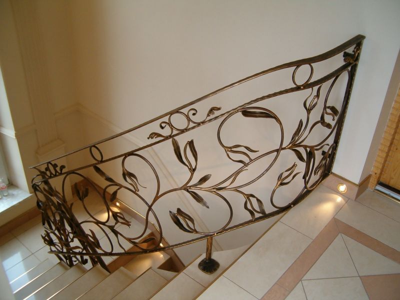 монолитные лестницы в Санкт-Петербурге и Беларуси